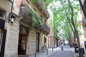 20 Best & Fun Things To Do In Barcelona (Spain)